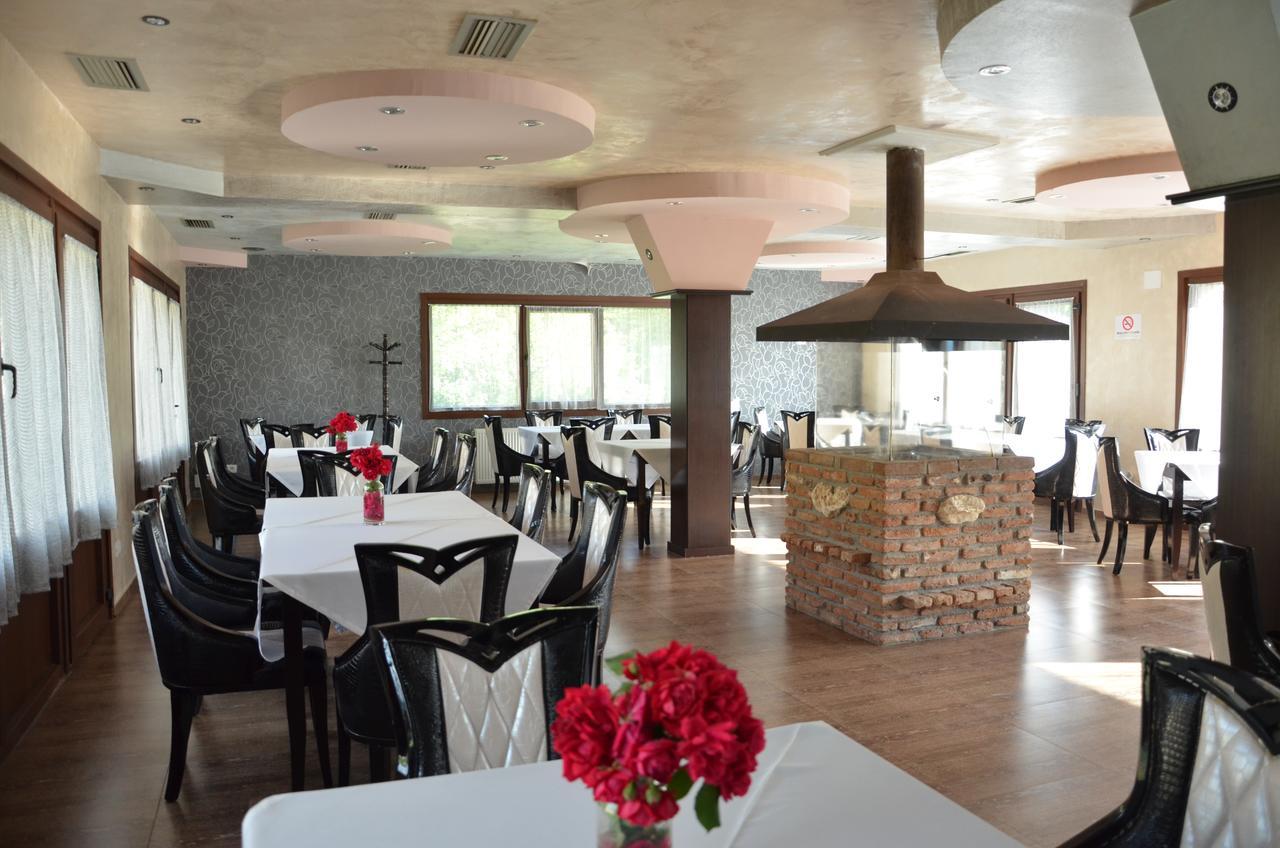 Johnny Hotel Kamenice Kültér fotó